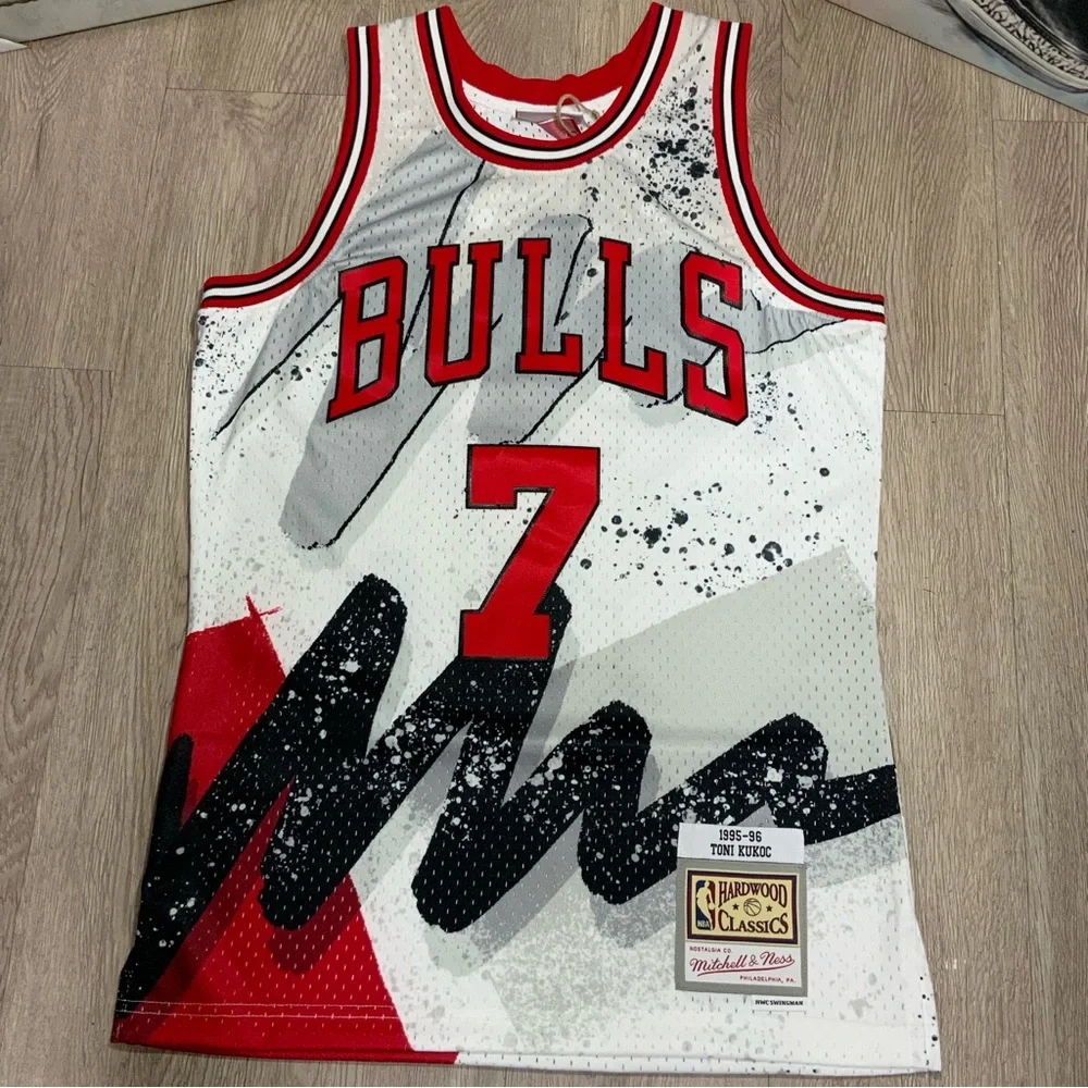 New Mitchell & Ness White Chicago Bulls 97-98 Toni Kukoc Swingman Jersey S - Picture 6 of 11